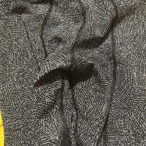 Lululemon Pace Rival Crop Line Up in White Black / Black - Picture 16 of 16